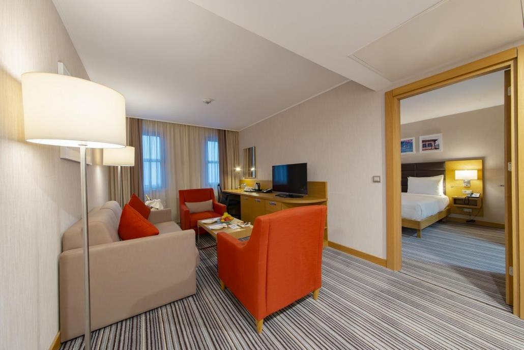 hilton-036